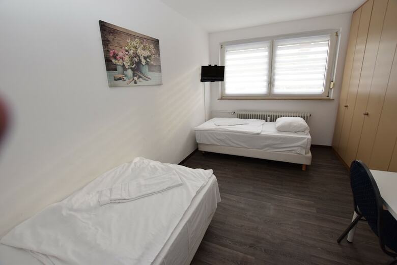 Hostal Monteurzimmer Plochingen
