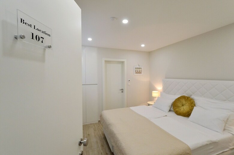 Hotel Best Location Rooms