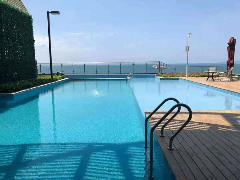 Sunshine Bay Hotel