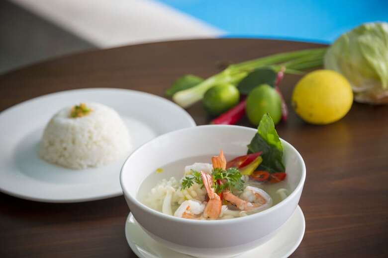 Sunshine Bay Hotel