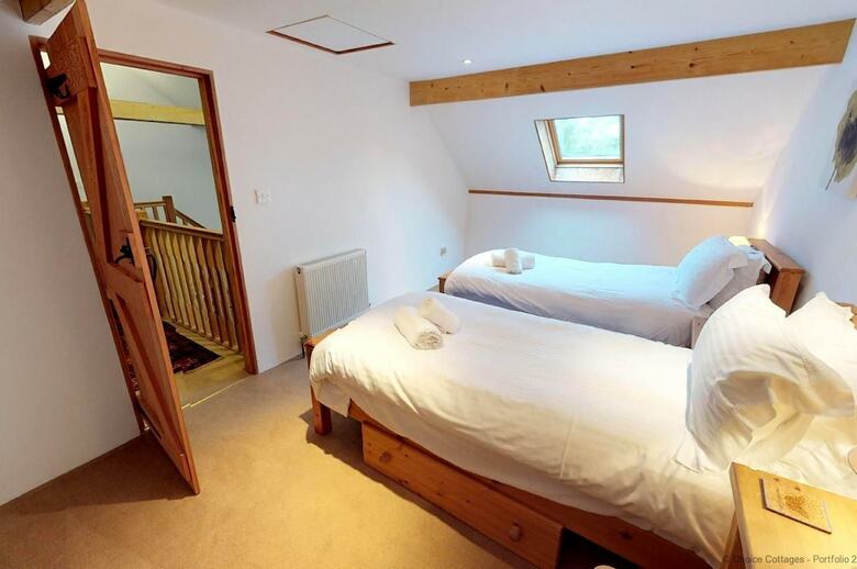 Buckland Brewer Cob Barn 2 Bedrooms