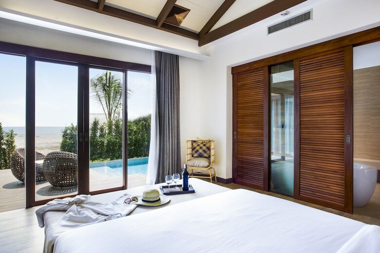 Hotel Triple Tree Beach Resort