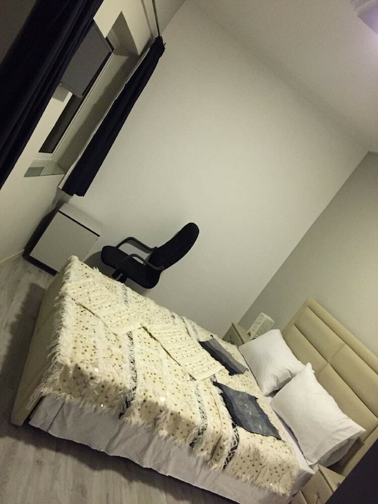 Hotel Malak Tingis