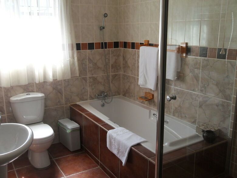 Hotel The Orchards Executive Accomodation