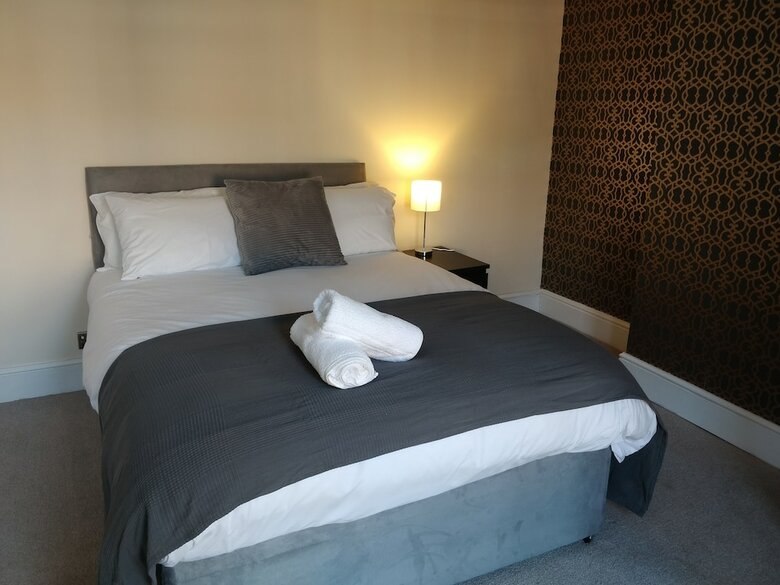 Hotel Lyndhurst House