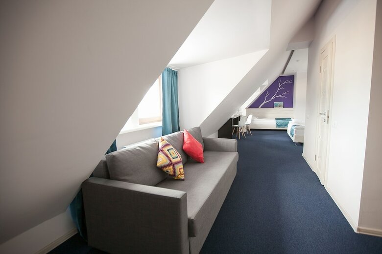 Nicola Hotel