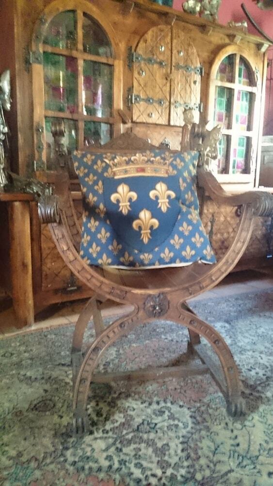 Bed & Breakfast Mas Fabr�gue - Ambiance M�di�vale