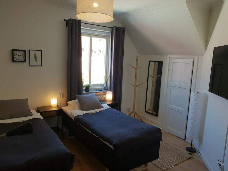 Alyhr Apartments