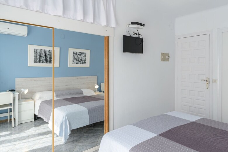 Apartamentos Port 27