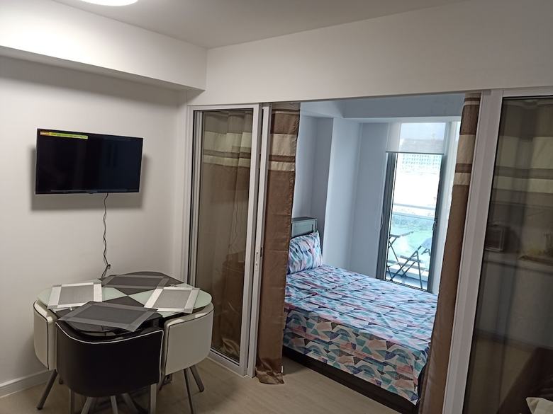 Condo At Azure By Metro Booking Bnb