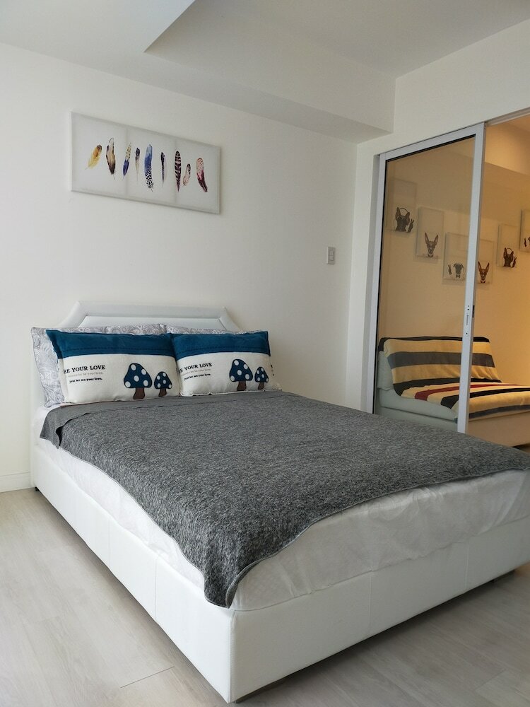 Condo At Azure By Metro Booking Bnb