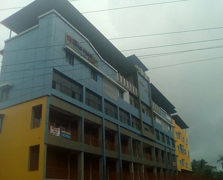 Hotel Neelisha River Front Inn