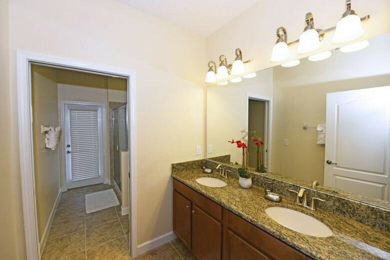 Providence 2323evdil - Five Bedroom House