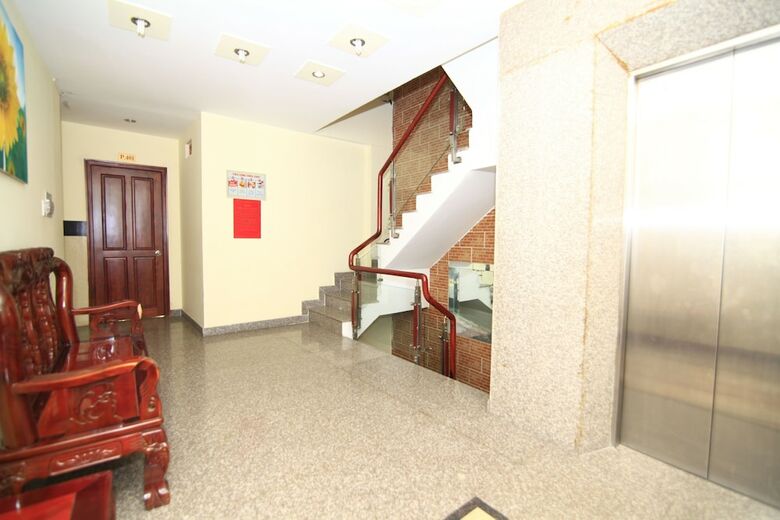 Truong Giang Hotel