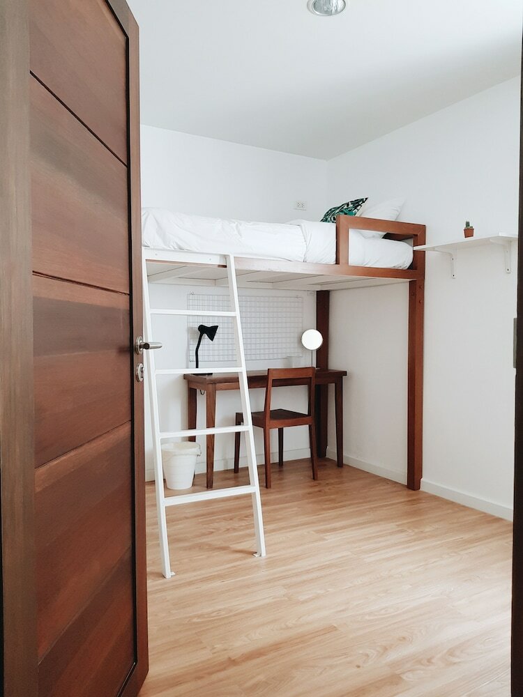 Hostal Lita Bangkok