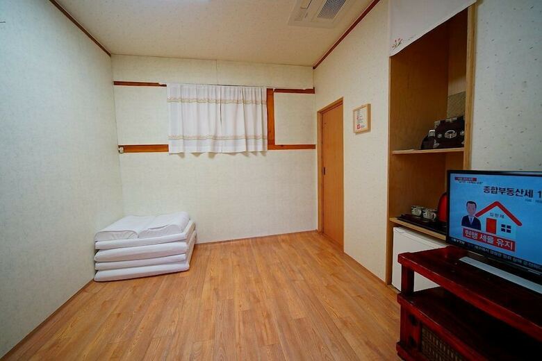 Hanok Hotel Dong Nak Won