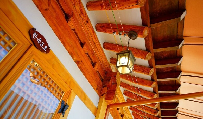 Hotel Hanok House