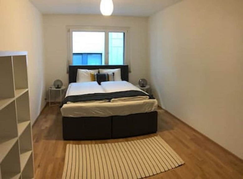 Hof Apartments - By Keyforge