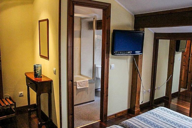 Hotel Cant�brico De Llanes