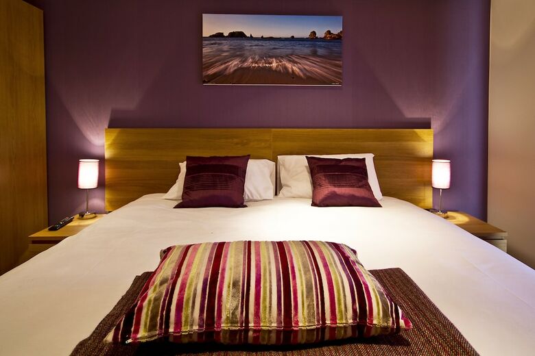 Hotel Freewinds
