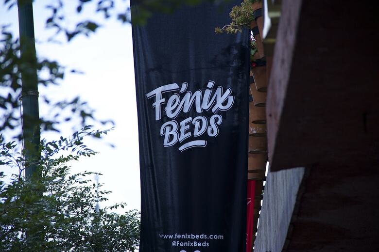 Hostal F�nix Beds Hostel