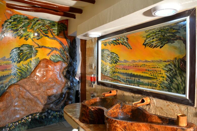 Hotel Shimba Green Lodge