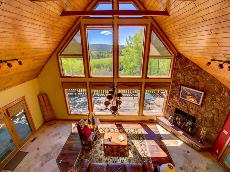 Country Club�homes