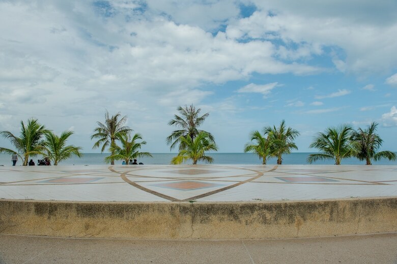 The Queen Park Beach Pool Villa