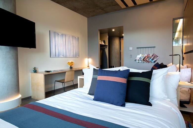 The Source Hotel