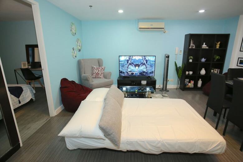 Apartamentos Indigo Ortigas @ Adb Avenue Tower
