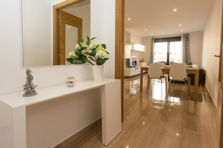 Lujoso Apartamento Con Piscina Interior