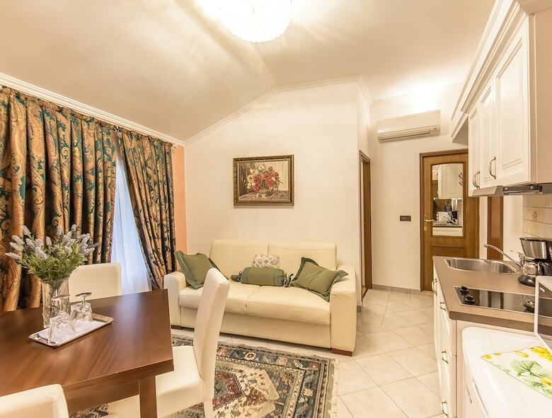 Hotel Bed & Breakfast Villa Hasi