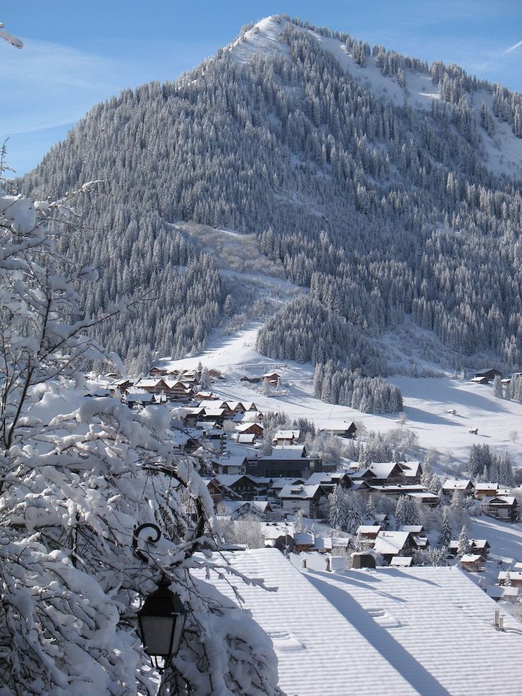 Hotel H�tel Les Triolets