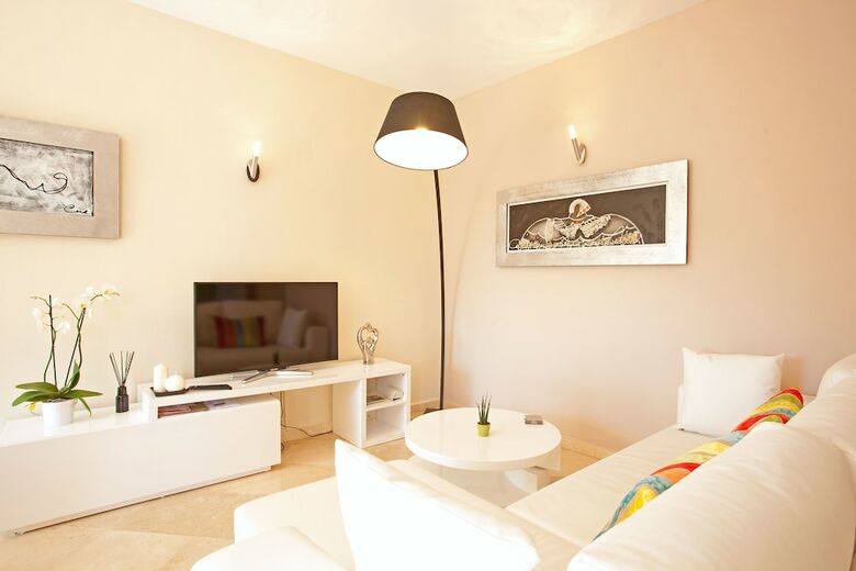 Apartment Pinos De Aloha