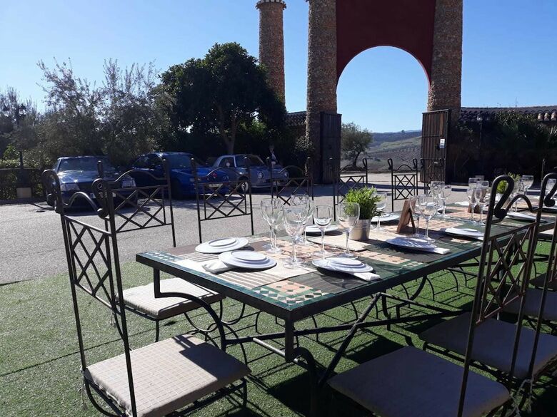 Aparthotel Complejo Tur�stico Rural Las Mayoralas