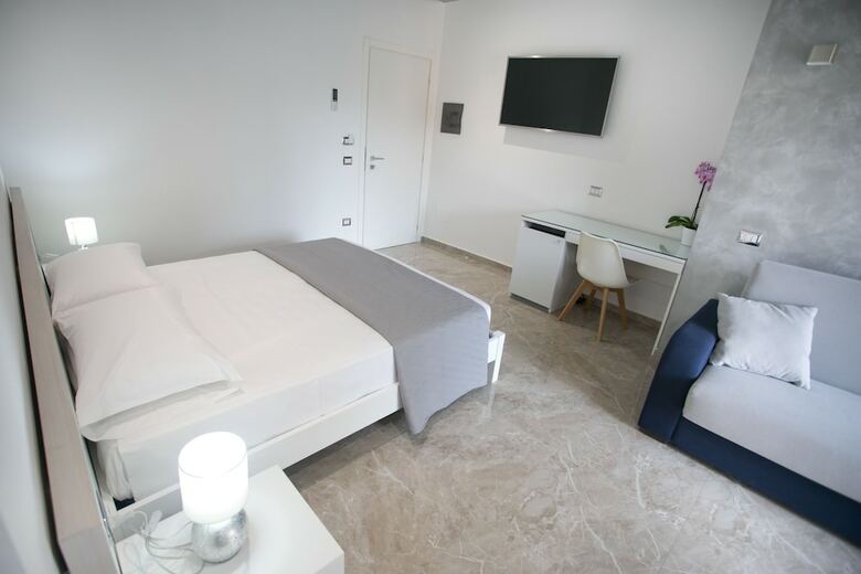 Bed & Breakfast Tropea Luxury & Charm