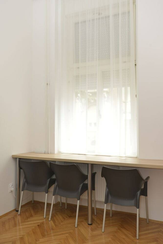 Hostal Hostel Flow Hose Centar