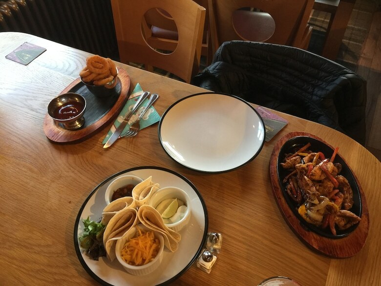 Hotel The Harvest Coaching Inn