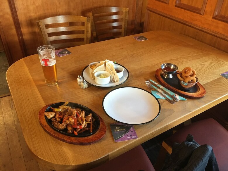 Hotel The Harvest Coaching Inn