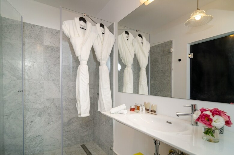 Lear Sense - Experience Luxury Hotel
