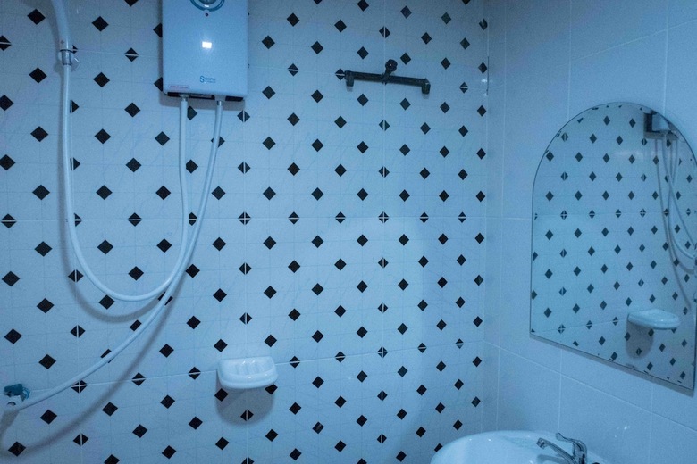 Qbix Hotel