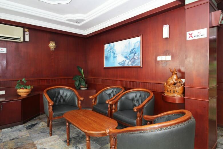 Hotel Airy Eco Nagoya City Centre 8 Batam