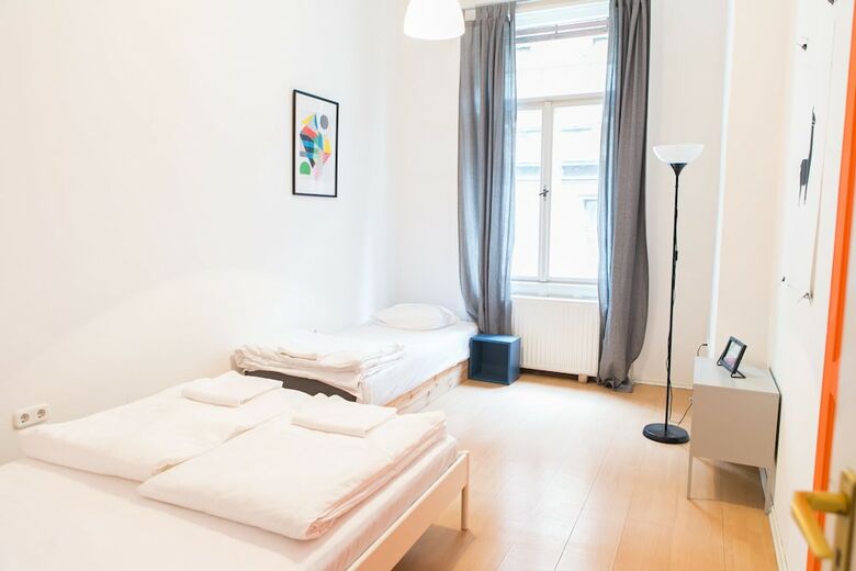 Apartamentos Fullhouse Ernesto II
