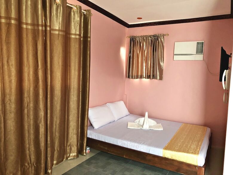 Hotel Knights Ko Suites