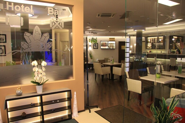 Krist�ly Hotel