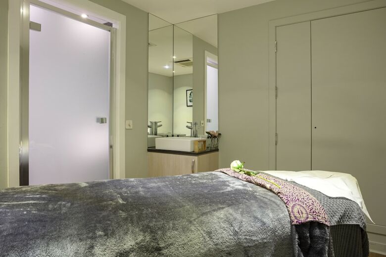 Radisson Collection Hotel, Royal Mile Edinburgh