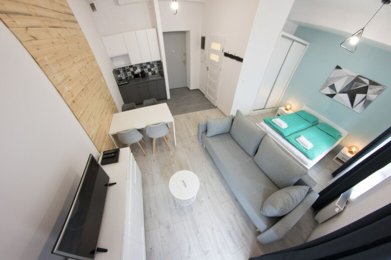 Rister Apartments