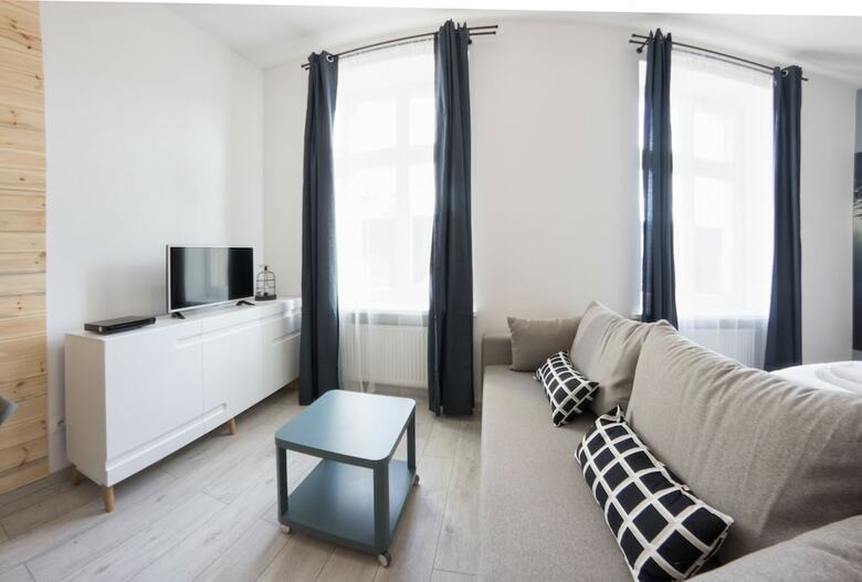 Rister Apartments