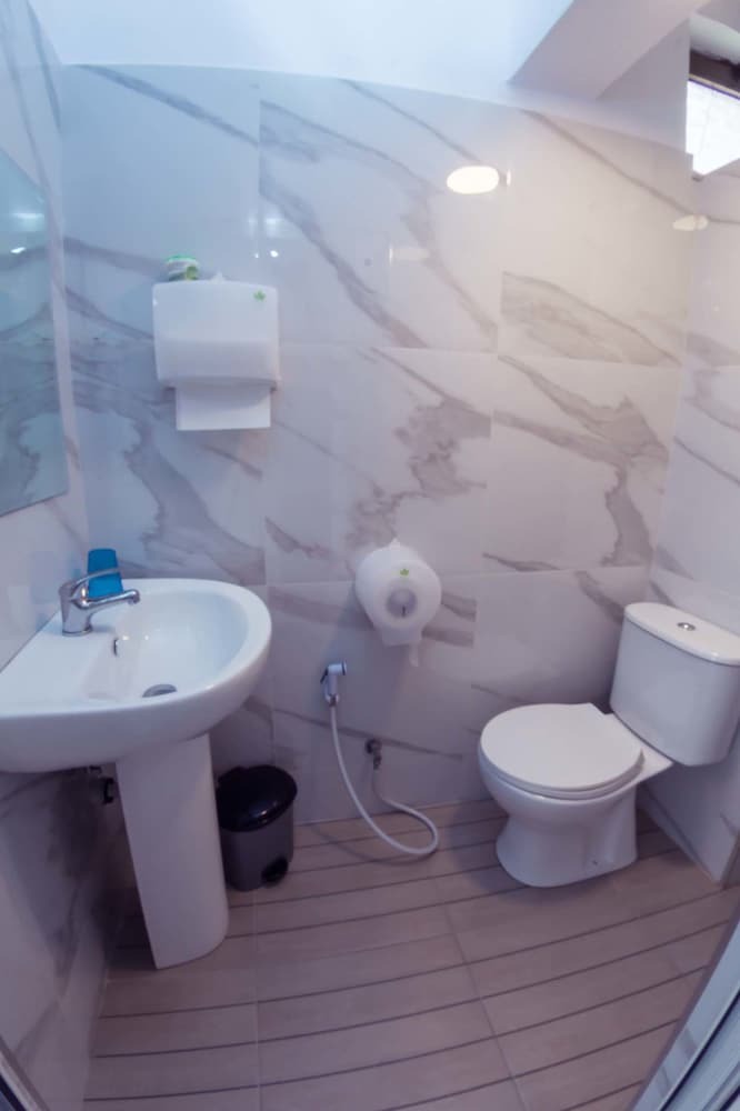 Hostal Art Hostel & Apartments