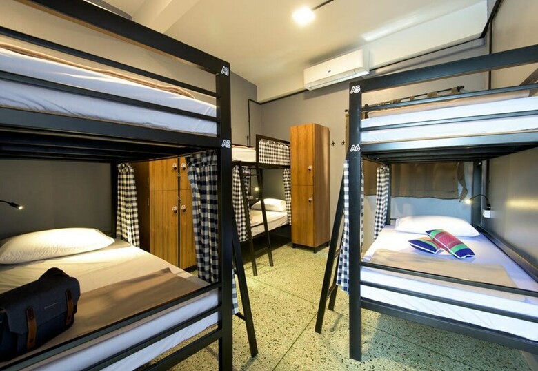 Hostal Arun Old Town Hostel